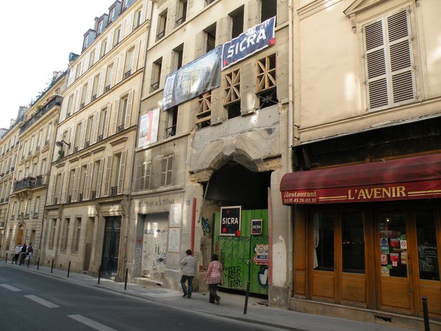  Immeuble ancien en cours de rénovation, 49, rue Blanche